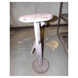 METAL ADJUSTABLE STAND