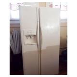 Frigidaire Refrigerator/Freezer