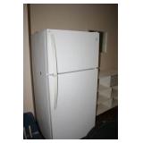 Whote Refridgerator Freezer on top over door