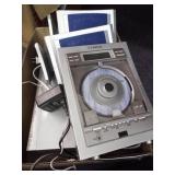 Fisher CD Player, Gold Star DVD Player