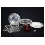 Christmas Dishes and Servingware; Red Bowl