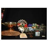 Collander(Copper tonw); Trivets(3); Dish Covers(2)