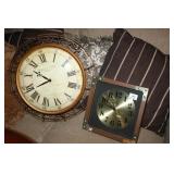 Wall Clocks (2); Square "world clock" Round-metal