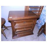 Nightstand-3 Drawer;