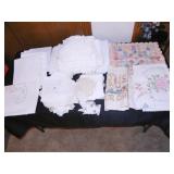 Lace Tablecloth; Embroidery Items; Doilies;