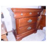Kincaid Wooden 3-Drawer Nightstand;