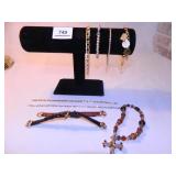 Bracelets(5), watch bands(2), lengths of chain(2)