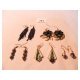 Pierced Earrings;Blue Color tones (5 total sets)