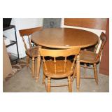 Formica Dining Table w/3 Chairs;