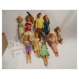 Barbie, Ken, other similar dolls (9), clothes