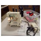 Singer Merrittlock `4 U44 Machine