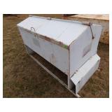 BAR-SIX CAKE FEEDER 5