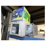 LIGHTS - 1- SOLAR POWERED,