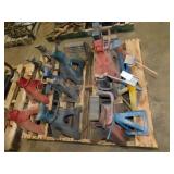 PALLET OF JACK STANDS