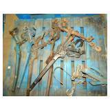 PALLET WITH BOOMERS (8)