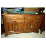 Sidebar/Buffet w/storage; 2 Drawers & 4 doors