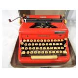 Royal Red Quiet De Luxe Typewriter in case