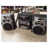 RCA Stereo with speakers