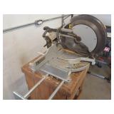 DeWalt DW705 12" compound miter saw w/