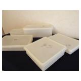 Tupperware- Storage Pieces w/ lids (5)