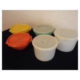 Tupperware- Storage Bowls w/ lids (5)