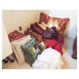 Pillows, Bedspreads, Curtains, Linens
