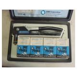 Rivet tool, pully puller