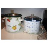 Crock Pots (2); Vegetable pattern