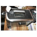 Farberware Fryer w/basket and manual