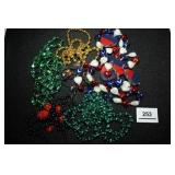 Plastic Bead Necklaces; Hearts; Green, Gold