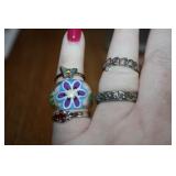 Costume Jewelry Rings; Glass ring broken; 5 total