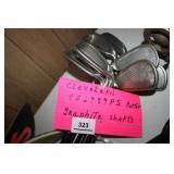 Cleveland Golf Clubs 4,5,6,7,8,9,P S Putter