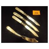 Set of 3 Knives w/Pearl like handles