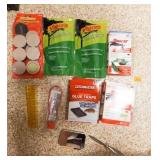 Tomcat Glue Traps and mouse killer, tree anchors Tomcat Glue Traps and mouse killer, tree anchors