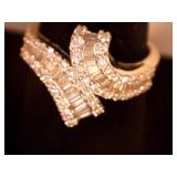 White gold ring with clear stones