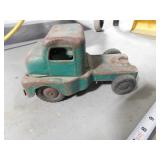 vintage Structo Cattle Farms steel truck