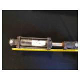 Maxim 2500 PSI Hydraulic Cylinder