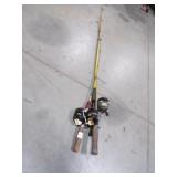 3 fishing poles w/ 2-Zebco 202