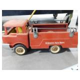 vintage Structo Fire Truck ..see description