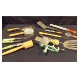 Wood Handle Kitchen Utensils x 14