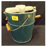 Wooden Bucket Ice Cream Freezer