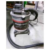 Wet/Dry Shop Vac 5 gallon? Powers on