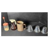 Bromwell Measuring Flour Sifter, 3 cup capacity