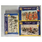 3 Italeri 1:72 scale action figures