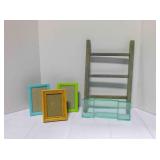 Rustic gray wood dï¿½cor hand towel ladder & 4