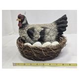 Vintage Mic ceramic hen and eggs figurine