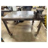 METAL ROLLING SHOP BENCH W/ 5' VISE
