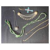 Beaded green necklace; Brooch; Gold-tone chain