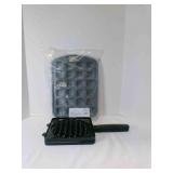 Pamper Chef Waffle Puff pan & Brownie Bite pan