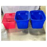 4 tubs w/o lids